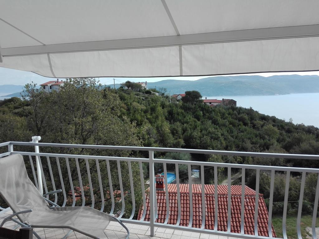 Apartments Plavcic Plomin Bagian luar foto