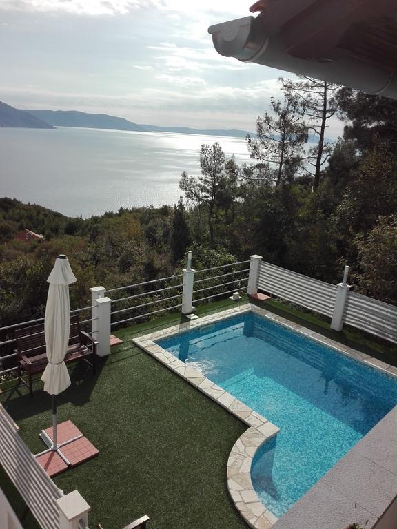 Apartments Plavcic Plomin Bagian luar foto